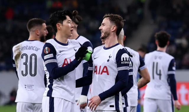 关于风云突变波尔图今夜造点机会，欧联版图或变，引发热议，赛程密集仍需轮换的信息