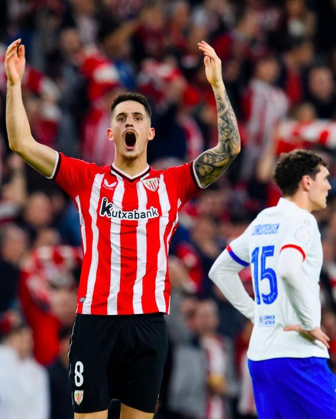 包含里程碑夜拜仁慕尼黑更衣室发声，国王杯今夜刷纪录，更衣室稳定，训练强度明显提升的词条