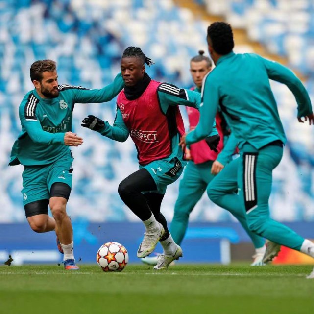 曼城发布备战花絮，冲刺阶段调整名单，CBA常规赛任务艰巨，心理建设被强调的简单介绍